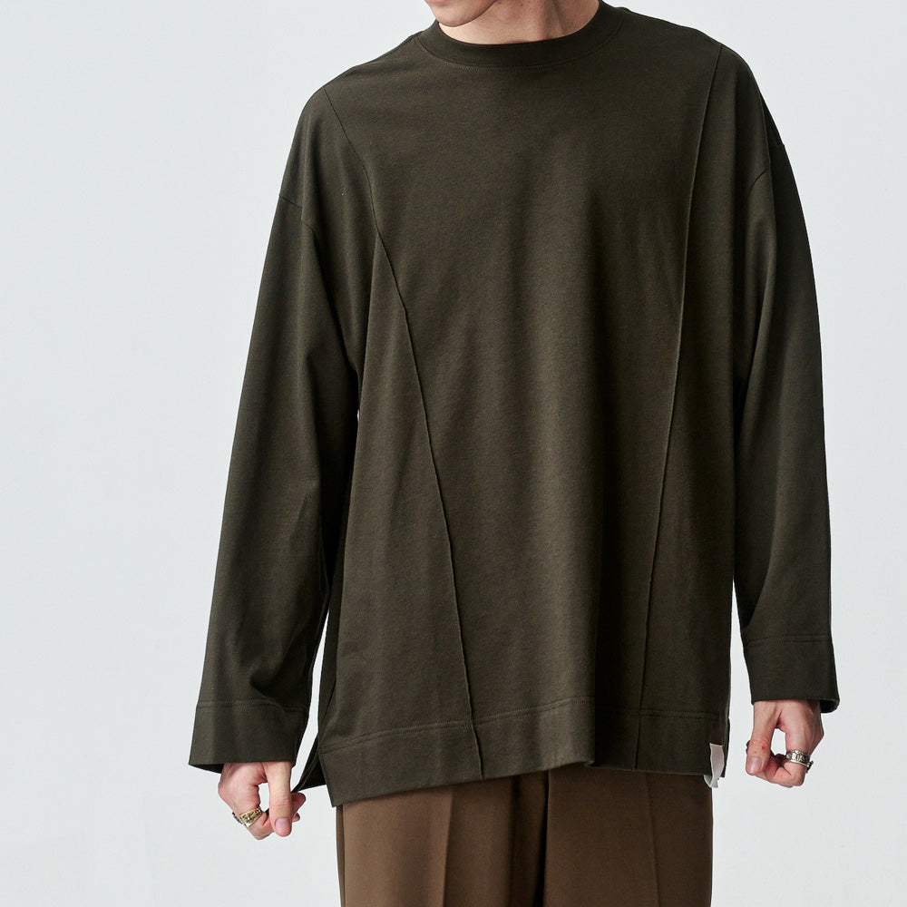 ARVOpm 深灰立體剪接線寬版T-shirt｜商品圖 4