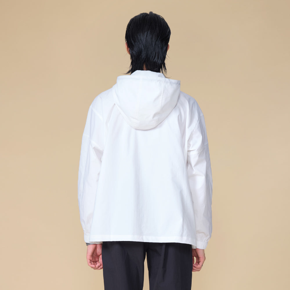 ARVOpm 剪接拉鍊口袋白色連帽上著｜商品圖 7