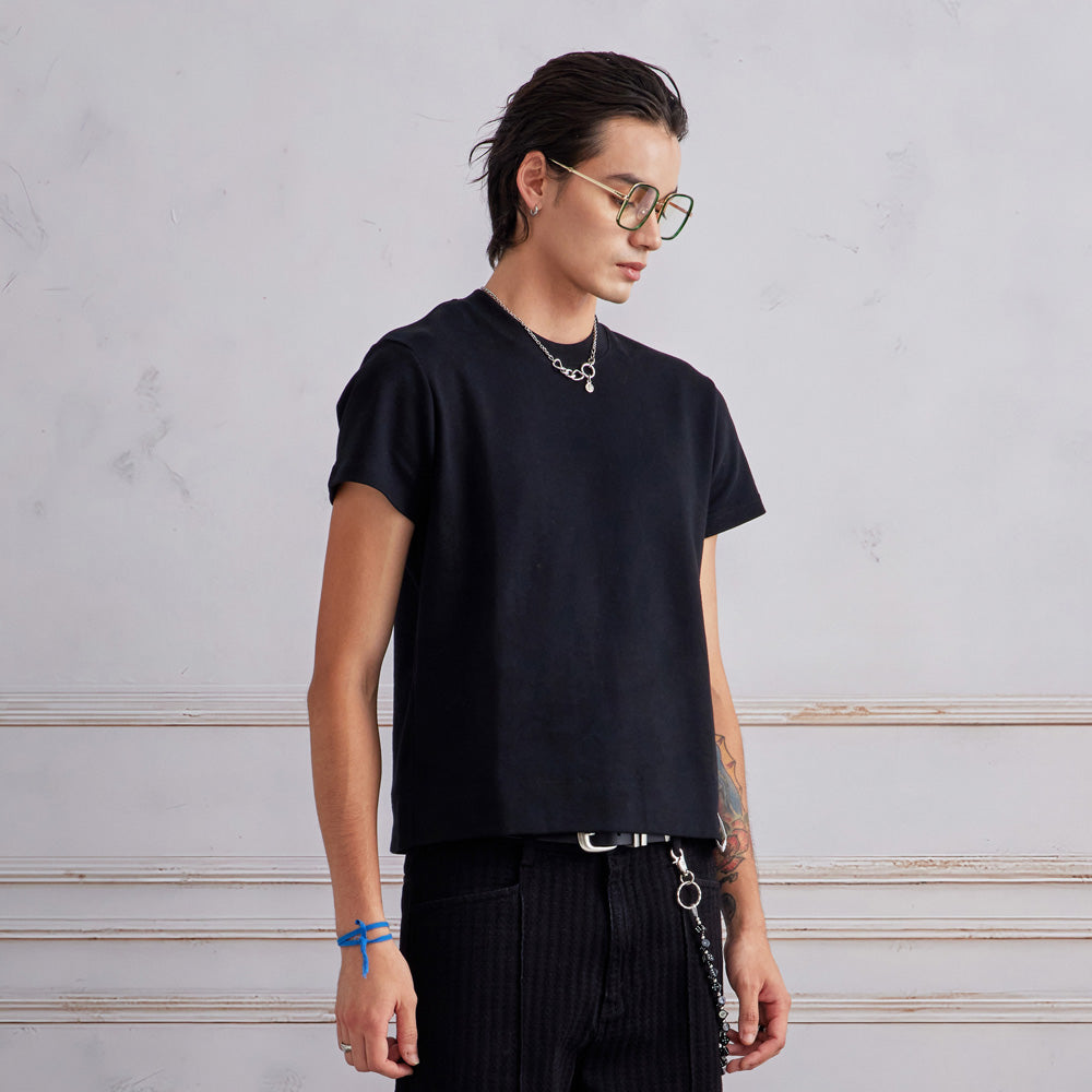 ARVOpm 簡約黑色Baby Tee 商品圖 3