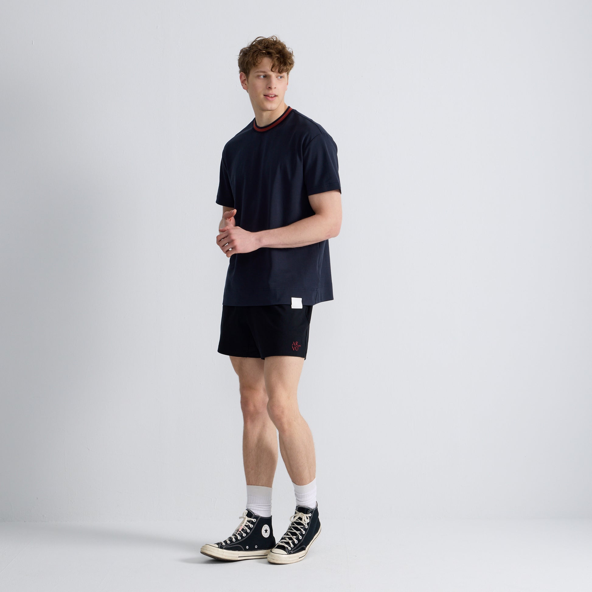 ARVOpm 藏青撞色領寬版 T-Shirt 商品圖 5